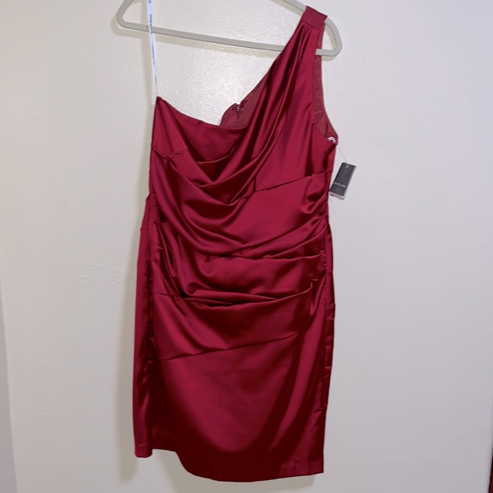 Davids Bridal Red One Shoulder bridal party Dress